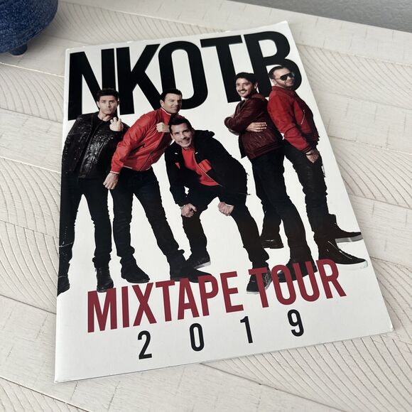 KOTB Mixtape Tour Book - Concert Tour Memorabilia- New kids On The Block 2019 - Picture 1 of 14